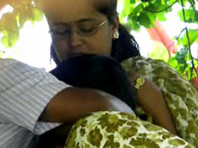 Caught on camera: Cochin lovers indulge in steamy park tryst