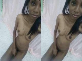 Tamil cutie's intimate display of her body parts