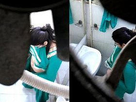 Indian sister caught in the bathroom