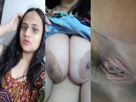 Indian busty amateur girl's intimate video of her pussy