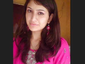 Indian bhabi from Pakistan shy and alluring