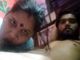 Amorous couples indulge in intimate relations on VK
