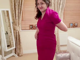 Shimla, the attractive spouse of a boss, gets intimate with him at a hotel