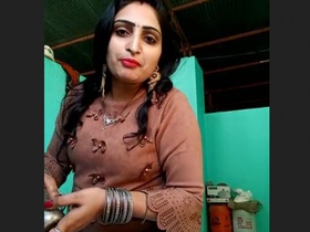 Bhabhis' enticing sexual charms on full display