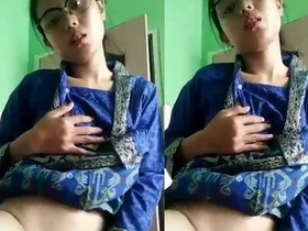 Cute desi girl plays with her tight pussy