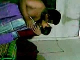 Shire Bengali aunty's alluring influence in softcore video