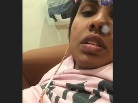 Fatty Bhabhi's boobs on video call