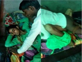 Desi babe gets rough anal pounding from lover and his friend