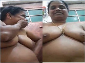 Desi Bhabhi bares her body in front of the camera