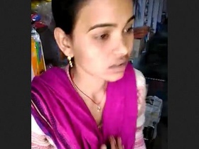 Shop-based blowjob with haste