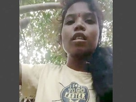 Village girl from India has sex outdoors in the jungle