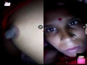 Indian bhabhi flaunts her big breasts on video call