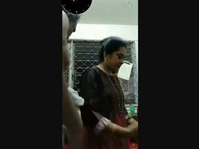 Desi mature gets fucked in VDO