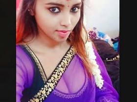 Elakkiya's sizzling performance in a rushed video