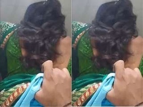 Lustful Bhabhi satisfies her craving for sex in the bathroom