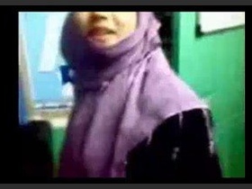 Gandu Mauville's wife in a sensual video