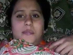 Shocking video of Punjabi auntie getting naked and having sex
