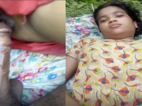 Outdoor sex between a country girl and her lover