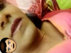 A slender Indian girl shares her body during a video chat