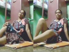 Busty housewife Nisha gets naughty with her lover