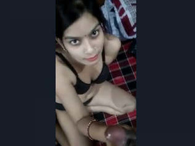 Sensual Indian bhabhi gives a blowjob in a steamy video
