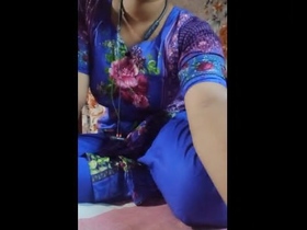 A stunning Indian beauty indulges in anal stimulation and self-pleasure