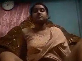 Bangladeshi girl leaks her nude video