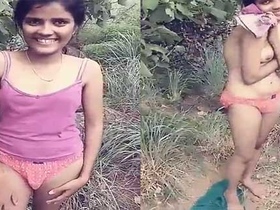 Village girl reveals her sexy boobs in outdoor nude mms