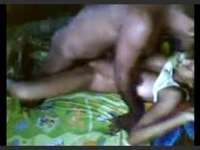 A spontaneous encounter with a married couple in their everyday routine