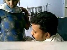 Indian girl with big tits in a fat-shaming video