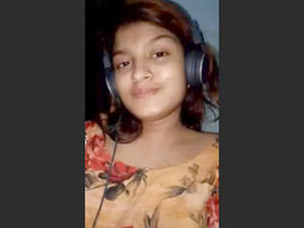 Indian girl flaunts her boobs and pussy in part 1 of the video