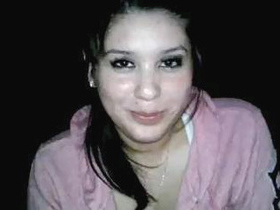 Young Arab woman gives oral pleasure to her boyfriend