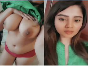 Pakistani amateur girl flaunts her body in exclusive video