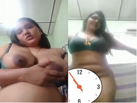 Desi fatty bhabhi flaunts her body and does a striptease
