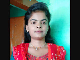 Adorable Indian girl gives a sensual blowjob in a video