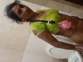 Punjabi village aunty gets naughty in the bathroom
