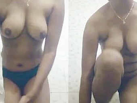 Hot Tamil girl's nude selfie collection