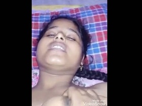 Desi bhabi enjoys hot face fucking session