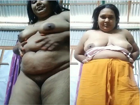 Fatty Indian bhabhi flaunts her breasts and pussy