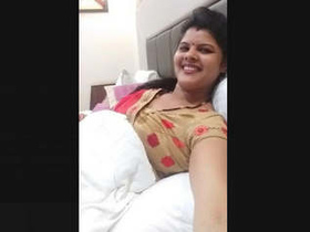 Married bhabi's sensual performance in a short clip