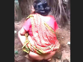 Indian village wife's sensual bathroom break