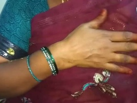 South Indian aunts get naughty in hot video