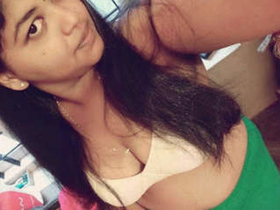 Chubby Tamil girl pleases herself with her fingers and moans in pleasure