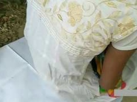 Enjoy the steamy outdoor sex of Divya and her partner