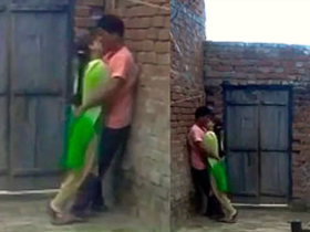 Secretly recorded kissing session of attractive woman