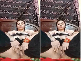Pretty Pakistani girl showcases her pussy in video