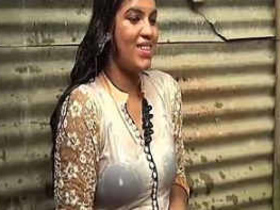 Indian girl from Delhi takes a bath