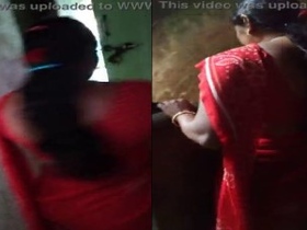 Tamil aunty Idham Sari's hot and sexy video