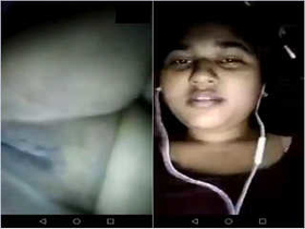 Amateur Indian girls from a village masturbate in exclusive video
