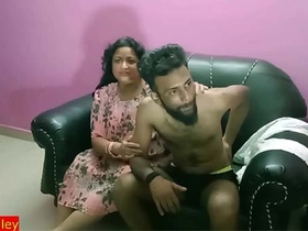 Desi aunty gets naughty in Hindi video
